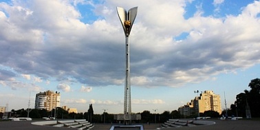 Monument stele at Theater Square